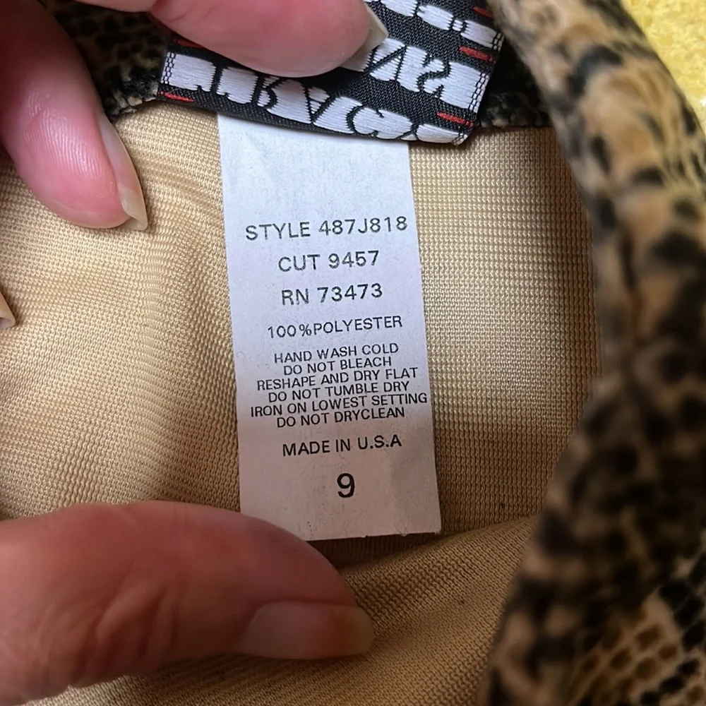 New Tracy Evans python print skirt - Picture 4 of 15